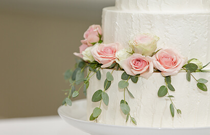 wedding catering and custom cocktails at Hilton